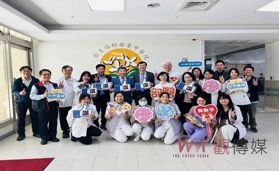 陳時中政委視察臺中醫院 肯定急性後期復健醫療試辦成效