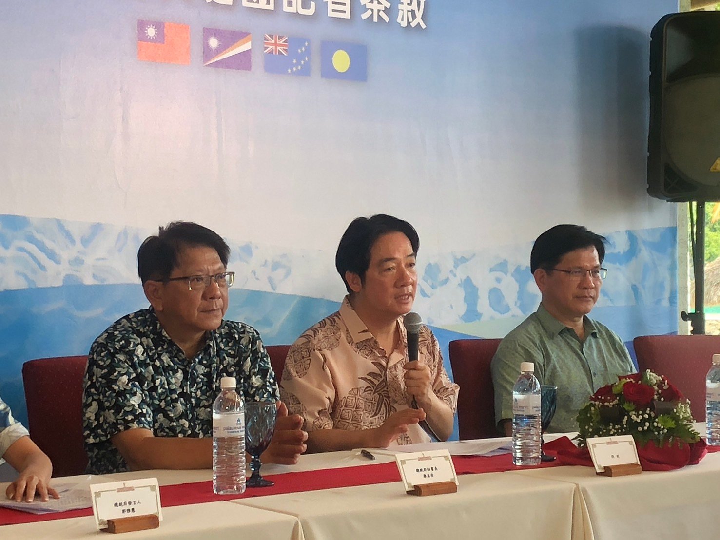 賴清德結束7天6夜出訪行程，中午與隨團記者茶敘。張麗娜攝