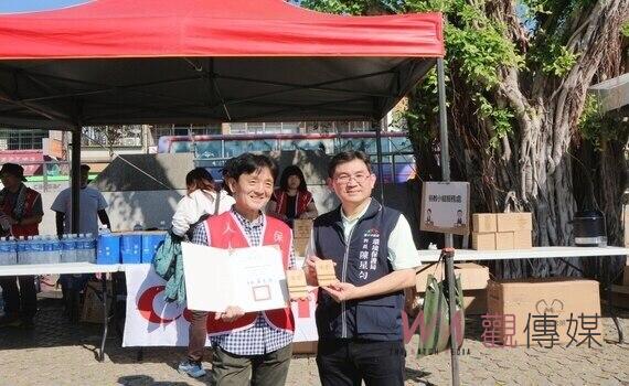 企業積極推動永續共生 中市環保局頒贈民間企業綠色採購感謝狀