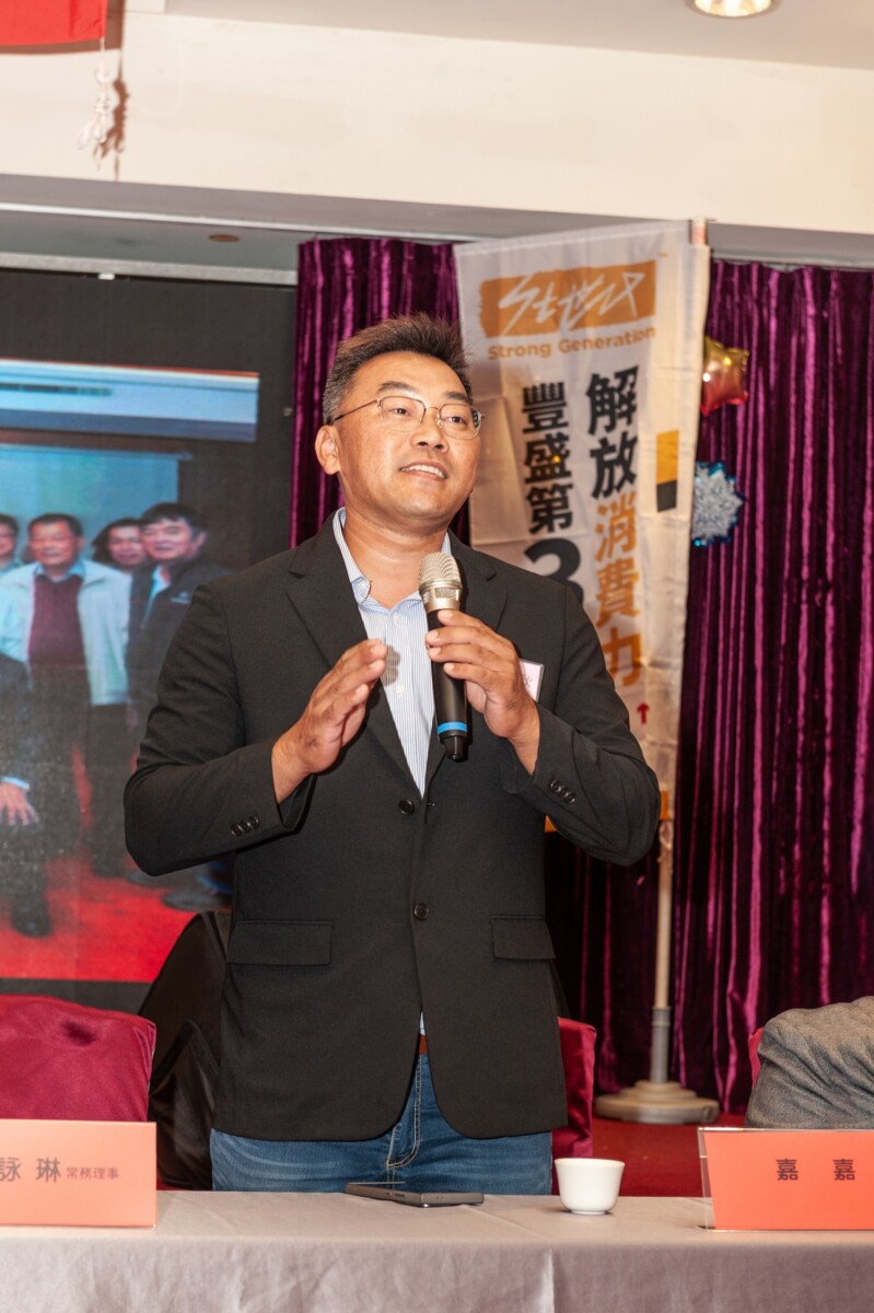 臺南壯世代溪北分會會長王莨耿致詞
