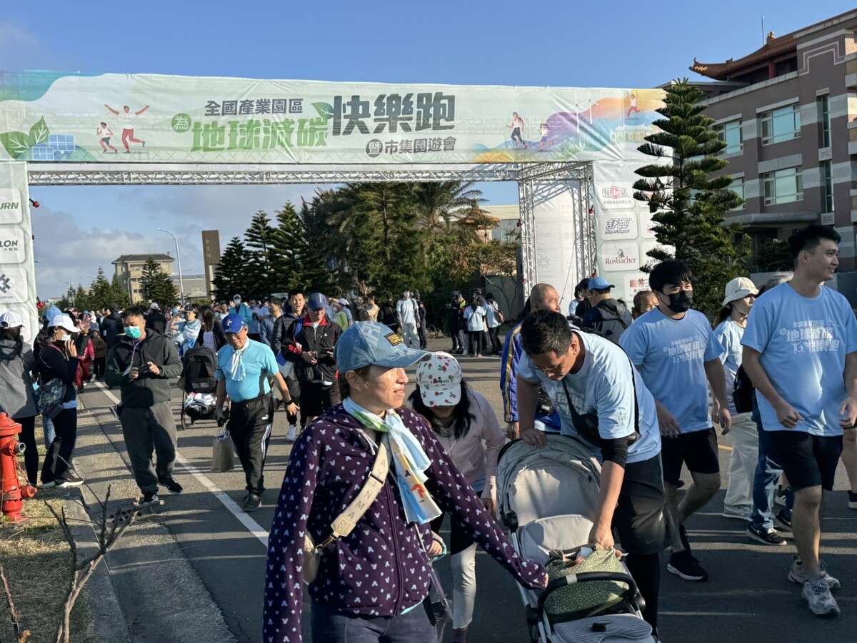 18519ca7b2b420420f193adcf0bf30c4