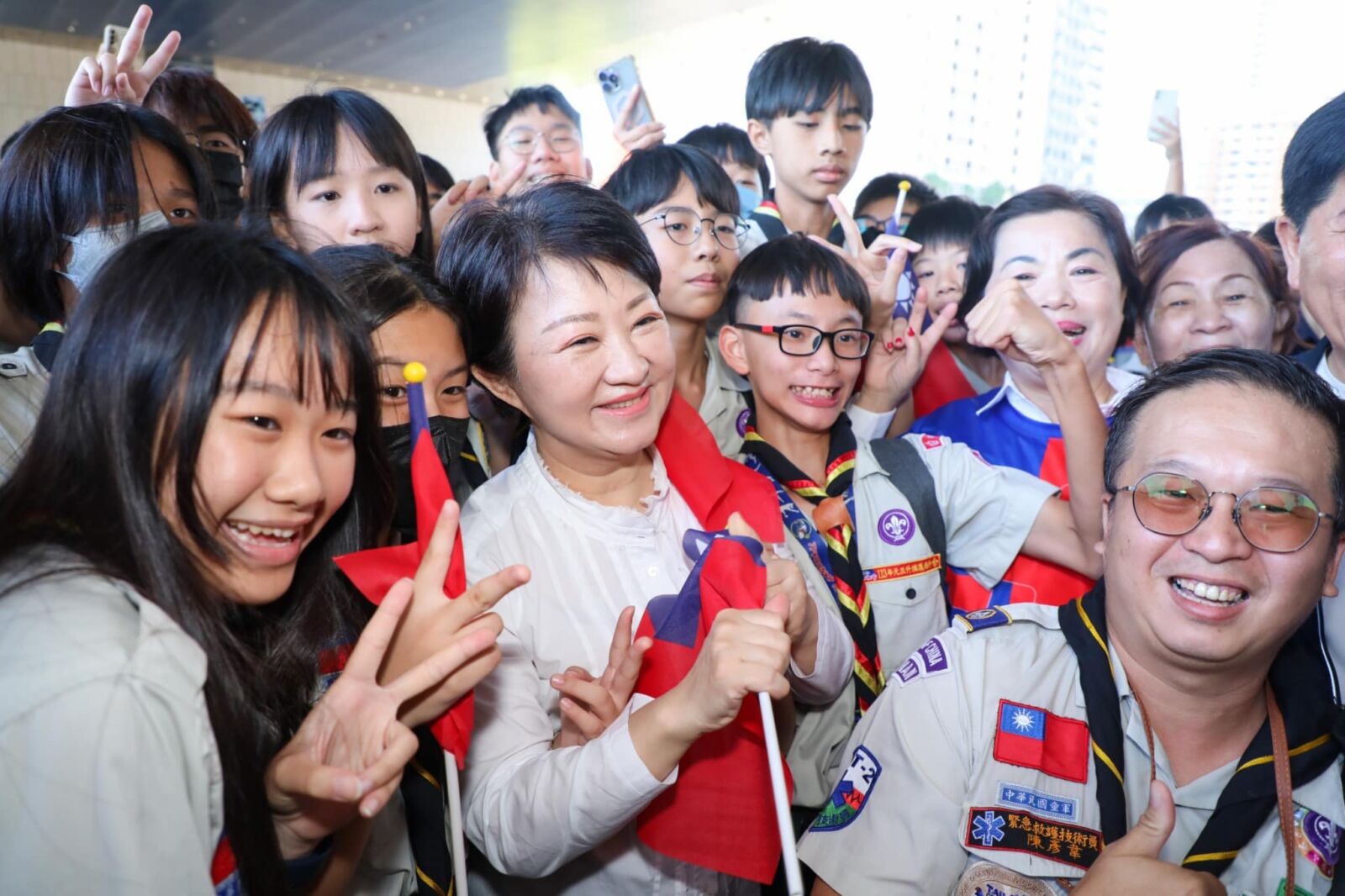 【黨魁爭奪2-1】盧秀燕佈局總統先選國民黨主席? 黨內評「媽媽市長」形象還不夠 220 【黨魁爭奪2-1】盧秀燕佈局總統先選國民黨主席? 黨內評「媽媽市長」形象還不夠 219