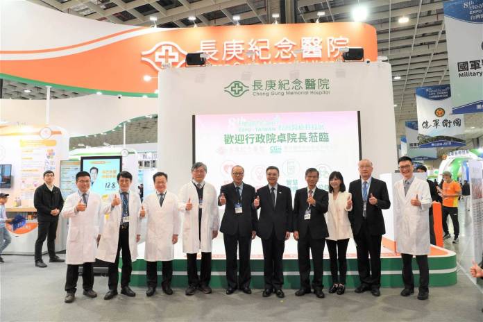 長庚醫院創新研發成果吸睛 復健設備前進南向國家推廣獲卓榮泰肯定 65 339567