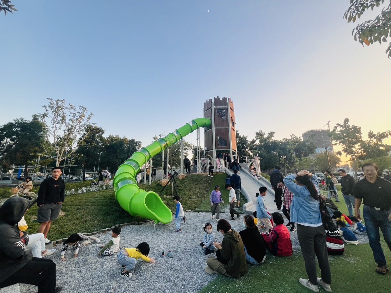 北屯區南興公園全新升級！「大樹原野遊戲場」完工開放探索無限樂趣