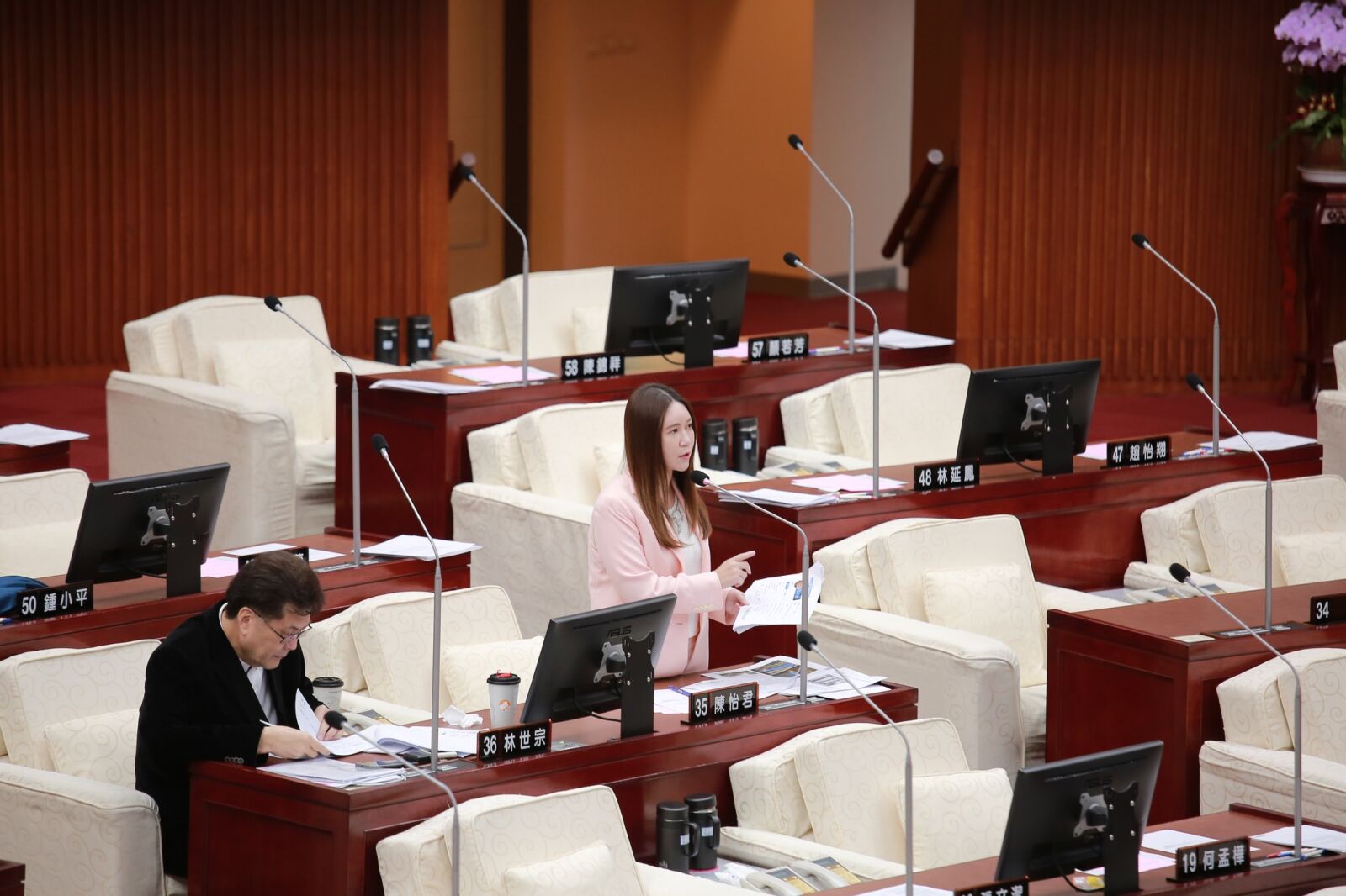 陳怡君批雙城論壇C咖對A咖 稱全北市只有蔣萬安自爽 248 陳怡君批雙城論壇C咖對A咖 稱全北市只有蔣萬安自爽 247