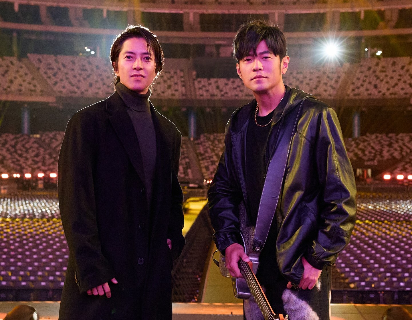 山下智久與周杰倫同時在IG貼出合照,山下智久稱讚「It was amazing show.」。圖/取自周杰倫IG