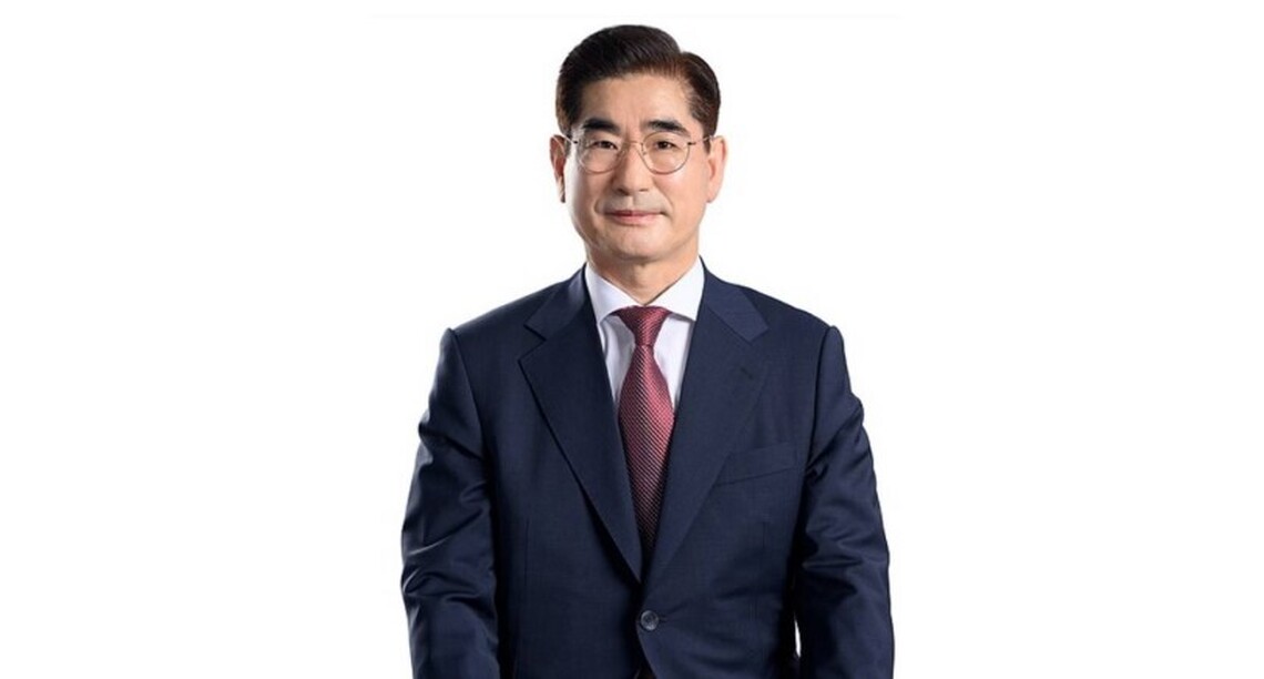 南韓法院批准逮捕前國防部長金龍顯 金龍顯放棄申辯