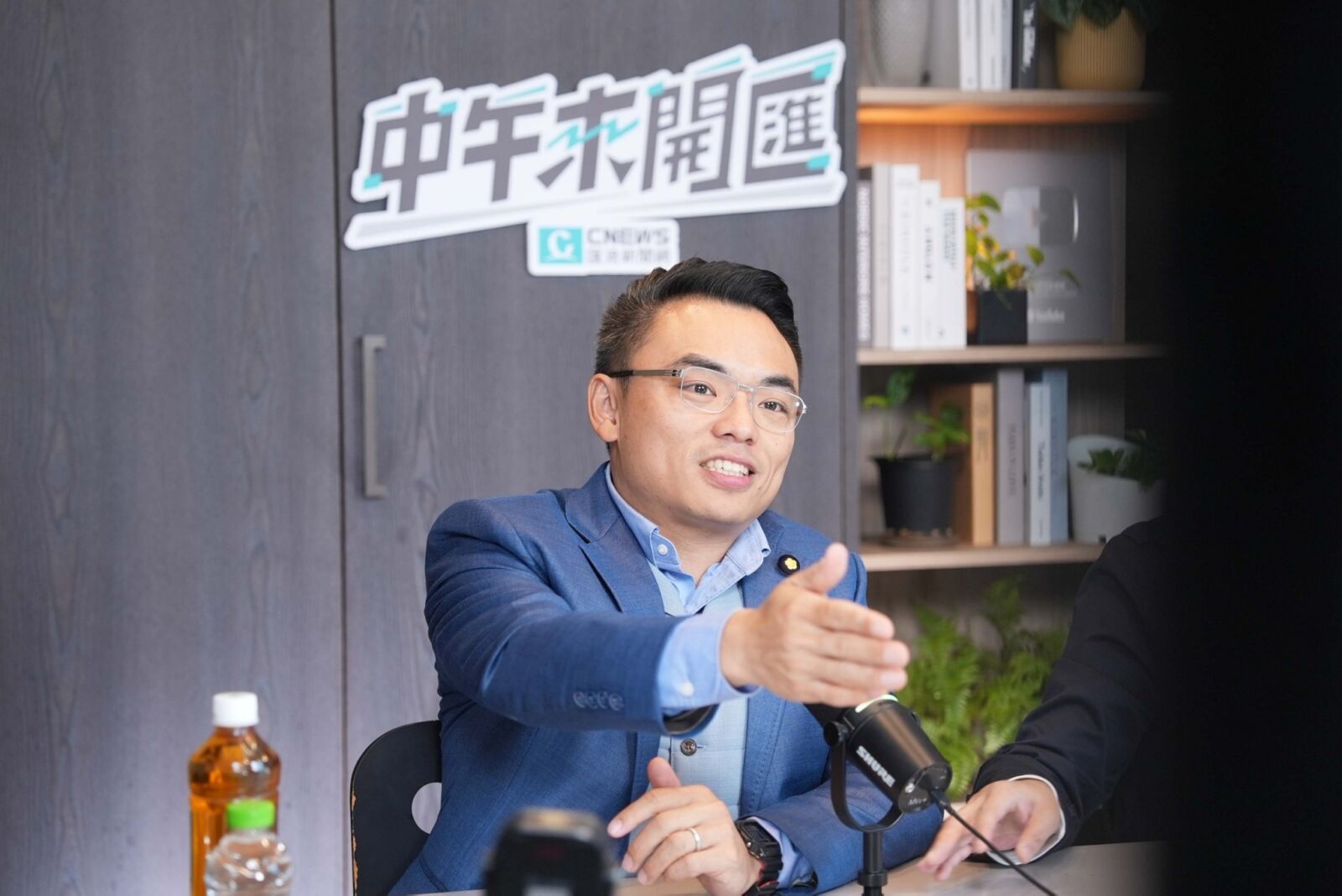 中午來開匯/談民進黨財劃法立場昨是今非 洪孟楷點名當年帶頭喊修是蘇貞昌 188 中午來開匯/談民進黨財劃法立場昨是今非 洪孟楷點名當年帶頭喊修是蘇貞昌 187