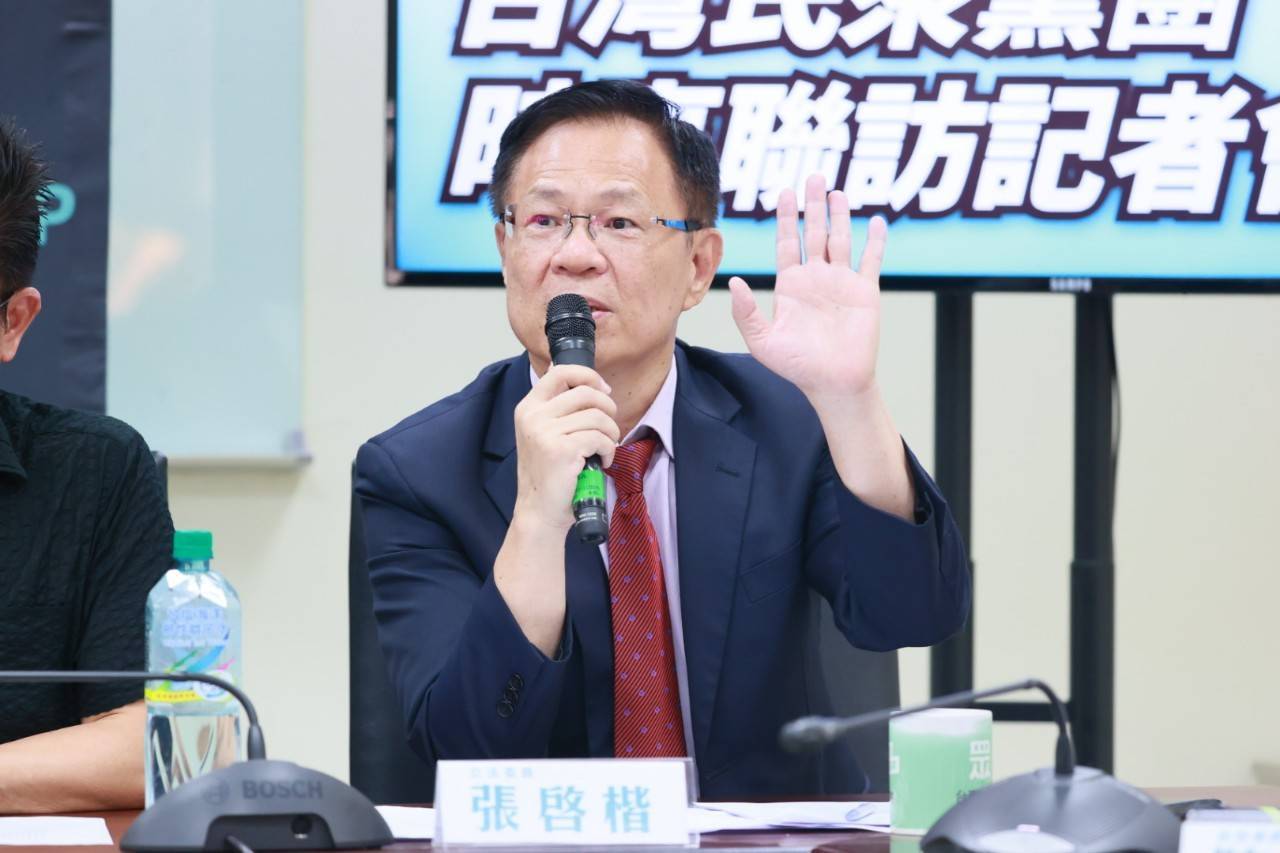 張啓楷認為,討論《戒嚴法》修正是提升民主監督的重要一步!(圖/張啓楷國會辦公室)