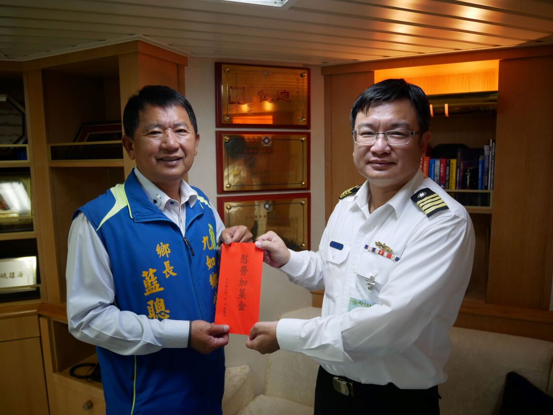 九如鄉公所慰問左營海軍駐軍 感謝官兵戮力戰訓辛勞