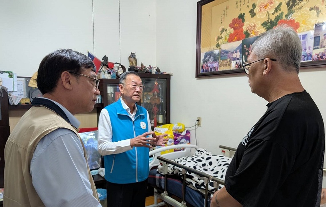 高市榮服處偕榮民榮眷基金會慰問意外亡故榮民家屬