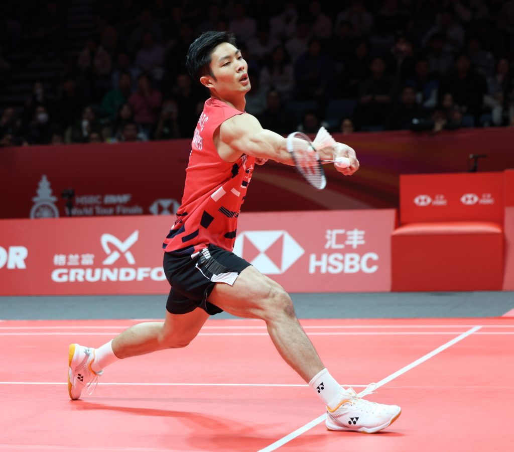 《羽球》李梓嘉強勢開局 周天成2024年終賽首戰吞敗