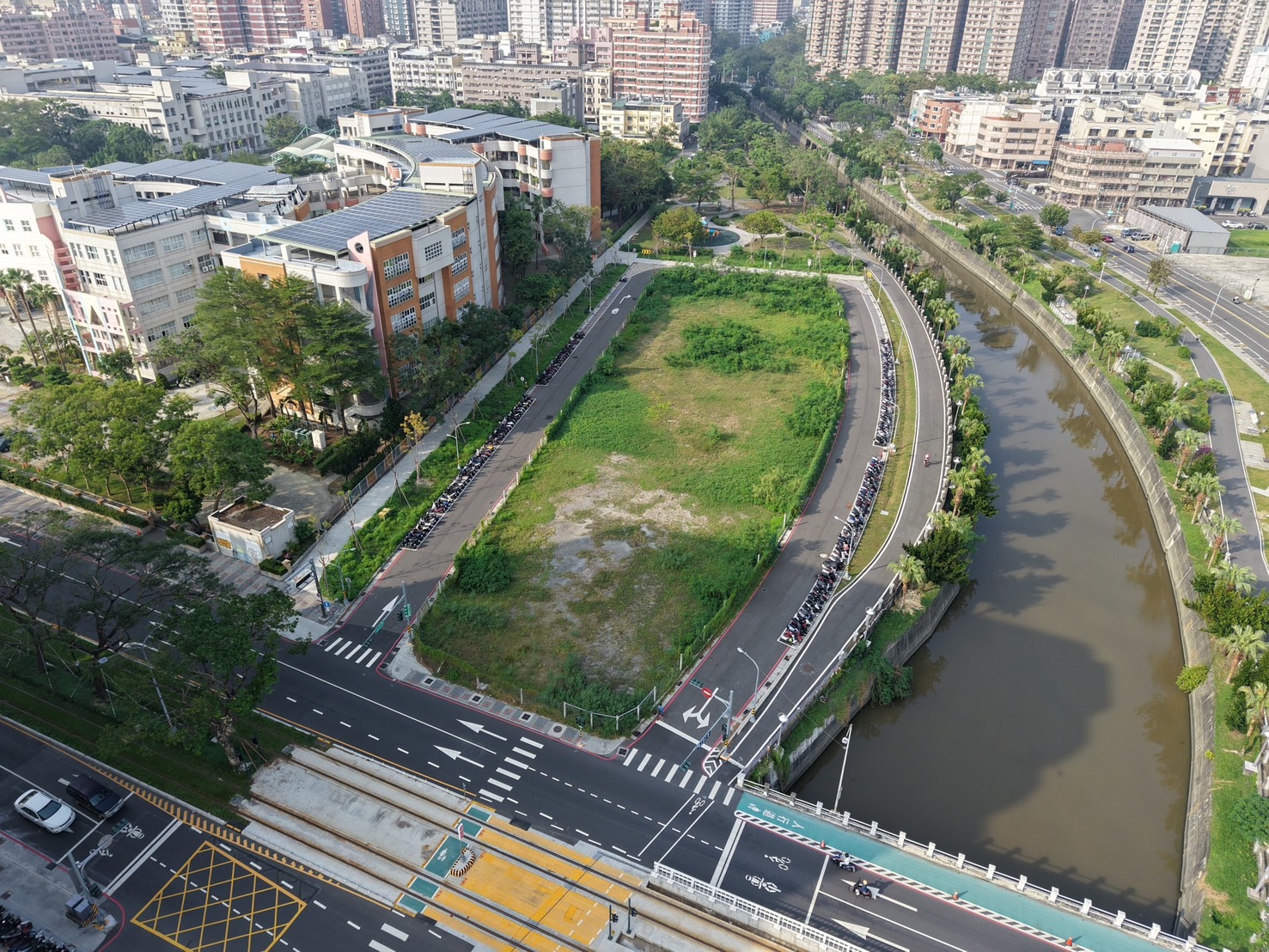 高市府地政局12月25日開發區土地標售 共7標8筆建地