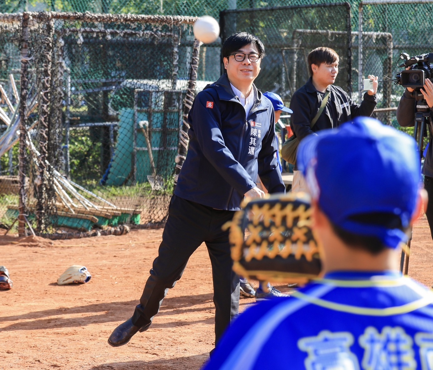 陳其邁揮棒助陣　明年三級棒球預算加碼至4,500萬