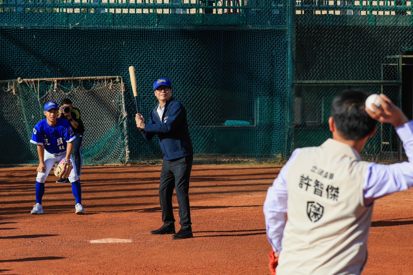 陳其邁揮棒助陣　明年三級棒球預算加碼至4,500萬