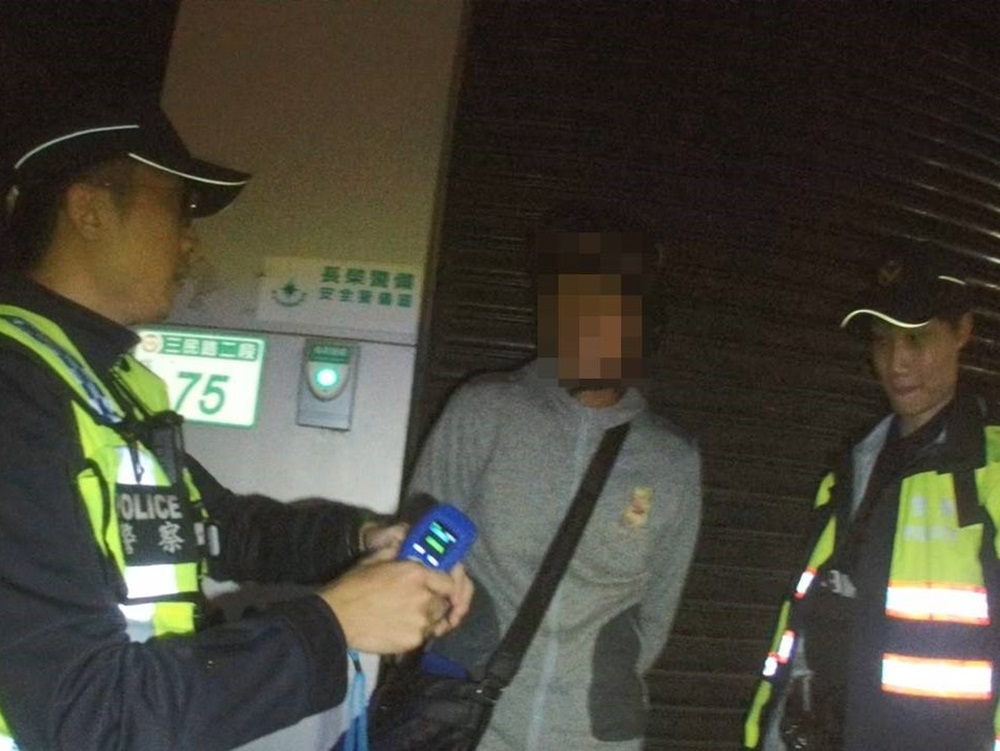 未兩段式左轉被攔查 通緝犯涉嫌酒駕數罪併發 242 cnews204241212a09
