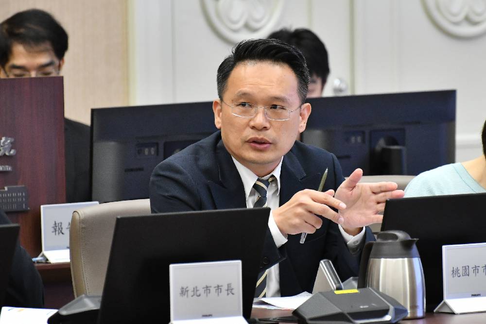 蘇俊賓建議「照顧者工作環境」須納入獎勵指標 卓榮泰指示衛福部調整 234 蘇俊賓建議「照顧者工作環境」須納入獎勵指標 卓榮泰指示衛福部調整 233