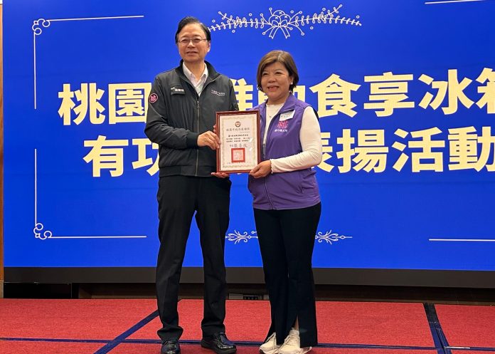桃園民政局攜手里長推動「食享冰箱」 照顧弱勢族群 68 C8A7BFFE 5795 4EAC BCB4 A29ED245FAAE scaled
