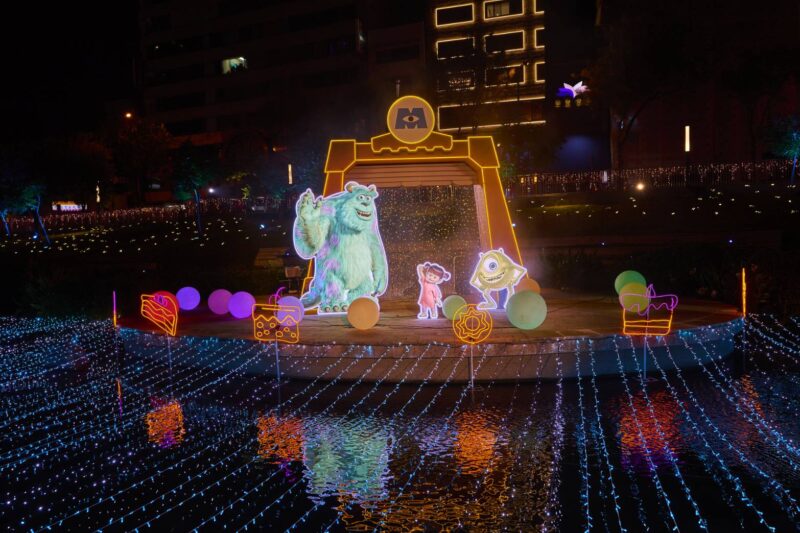 圖文:台中耶誕來電幸福發電廠燈光秀 首度登場 欒治誼:今年耶誕台中最甜。