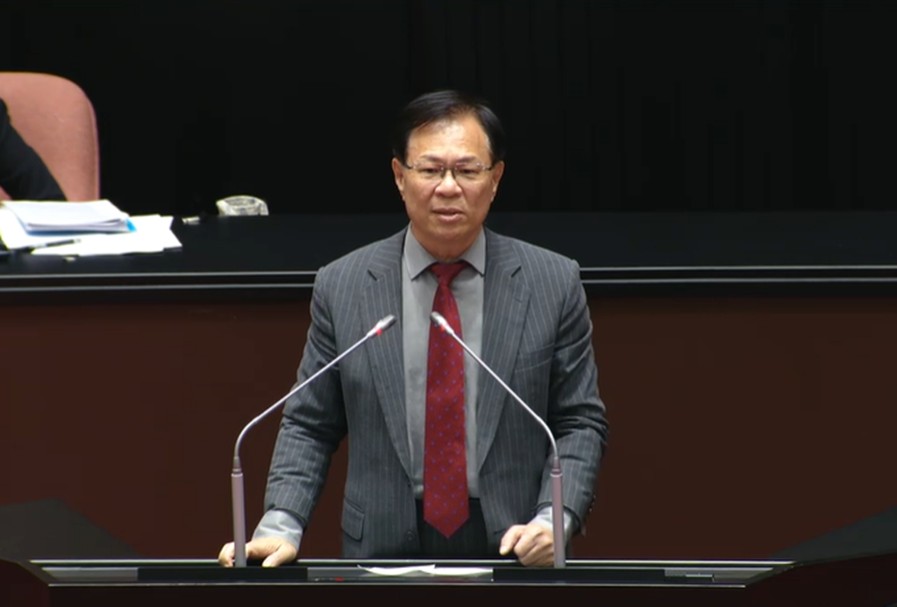 張啓楷說,今天在立法院四連勝的投票過程是一場勝利,總共刪除3.7億元的農業發展基金預算。(圖/張啓楷國會辦公室)