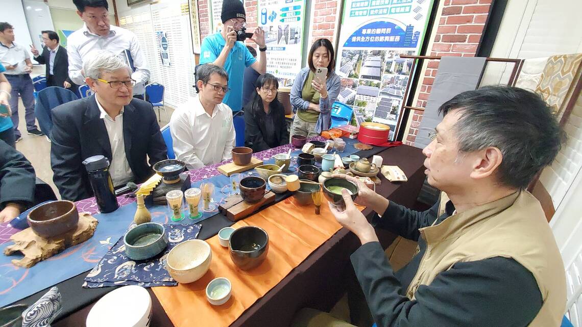 漾新聞|國際知名陶藝家黃俊憲分享創作天目茶碗 演繹日本抹茶文化
