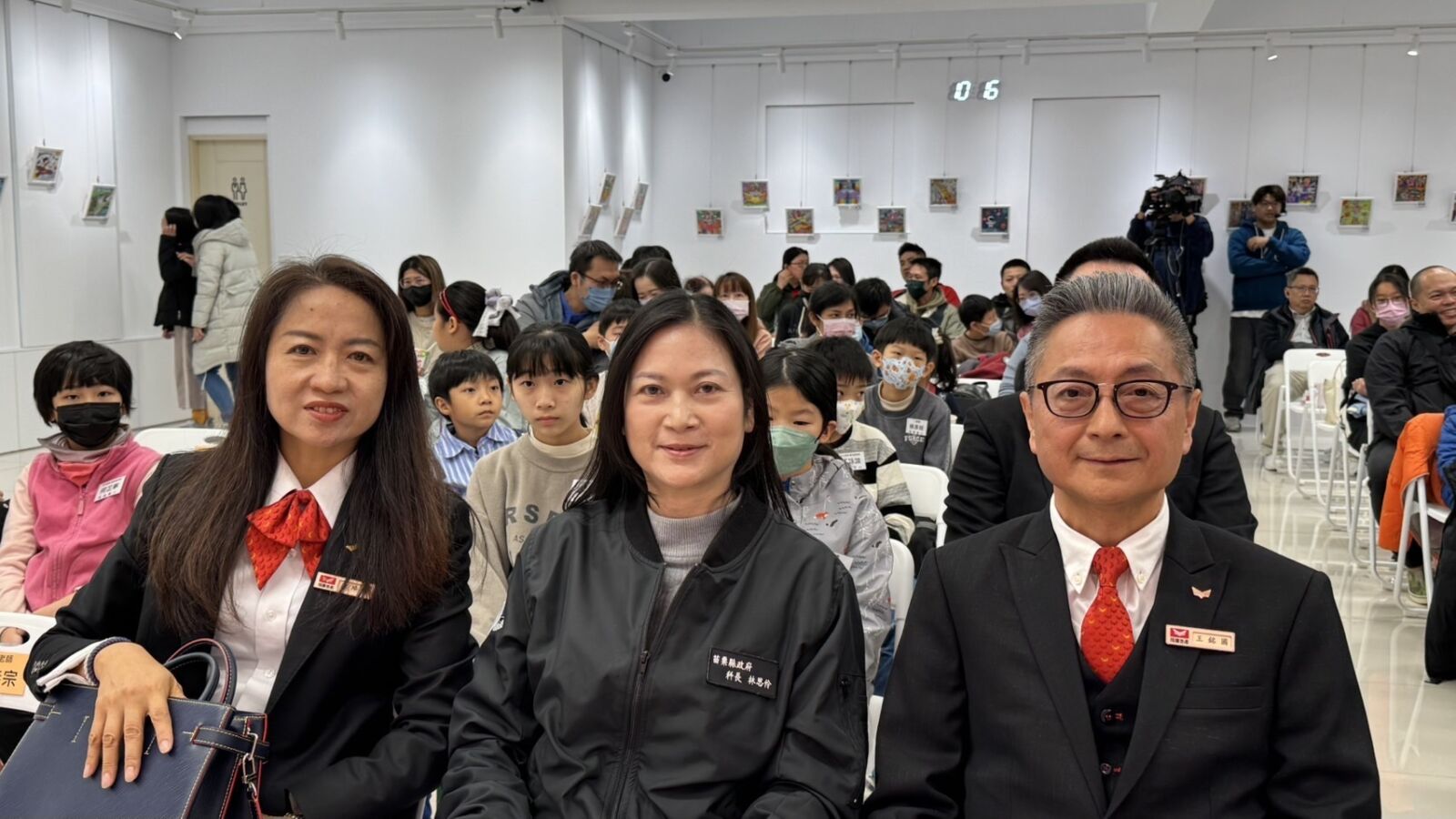 打房陰霾難掩童心光芒 飛鷹地產小朋友繪畫比賽點燃未來希望 234 打房陰霾難掩童心光芒 飛鷹地產小朋友繪畫比賽點燃未來希望 233