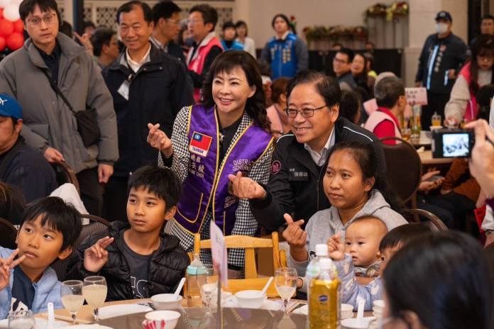 張善政出席年終關懷餐會 感謝國際獅子會捐贈善款助弱勢 64 1020277 0