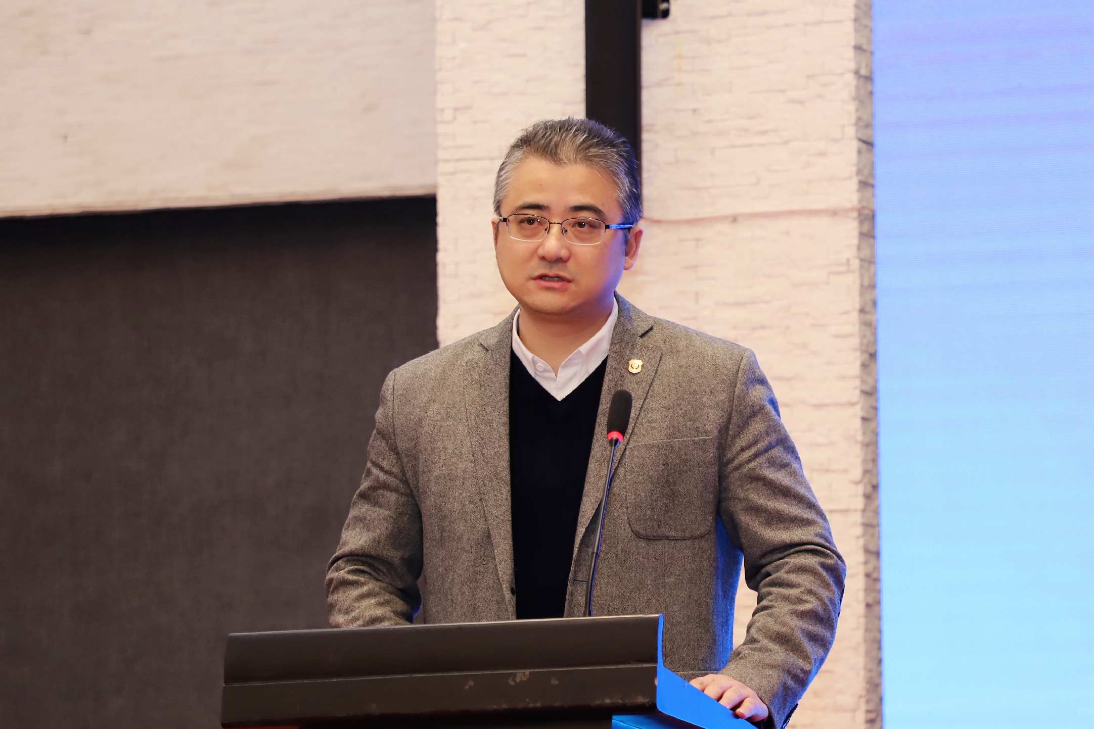 上海市台辦副主任李驍東做為先遣團,於13日抵台。圖/取自上海台協