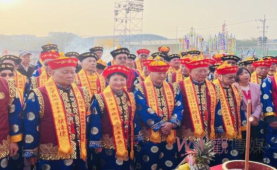 中市大甲鎮瀾宮七朝清醮普渡開香 市長盧秀燕:祈求國泰民安