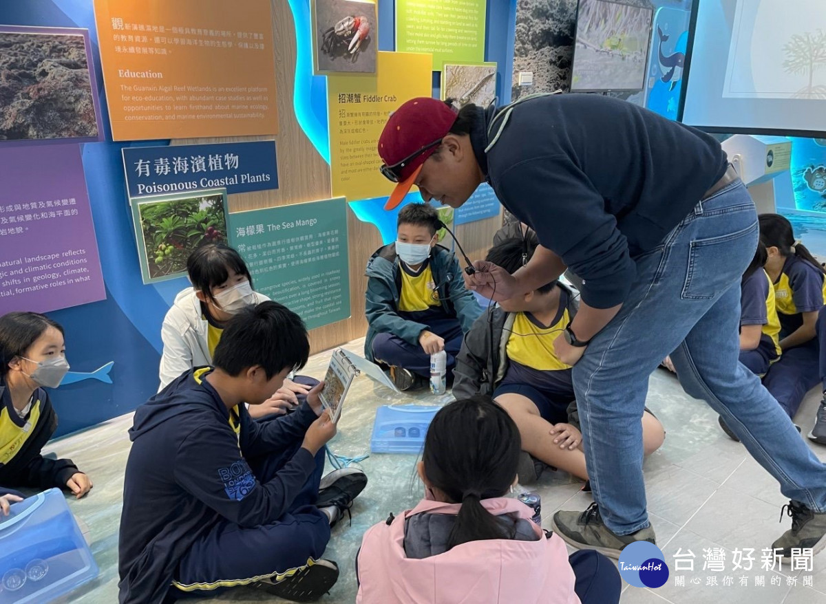 桃園新屋「永興社區發展協會」規劃環教課程,導入保育及永續SDGs理念,領學童認識海洋與自然環境。<br /><br />