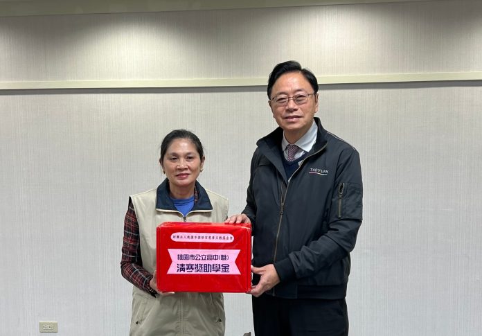 德修宮慈善文教基金會發156萬獎助學金 桃市520學子受惠 63 98B72BD2 6185 4914 8940 6A1319634B17 scaled