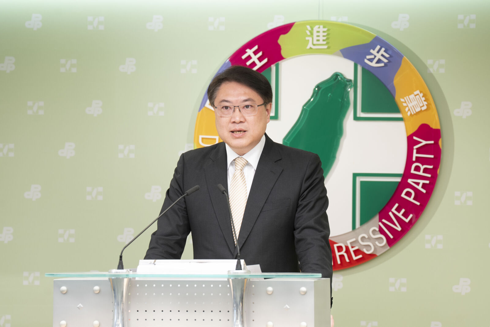 批國民黨強行通過選罷法　林右昌點名跟傅崐萁去中國有關 217