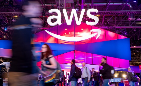 AWS re:Invent 2024 重點解析:從超級電腦到平民化 AI,AWS 的科技夢想藍圖
