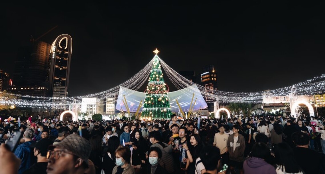 第二屆高雄聖誕生活節」X「日本B-1美食市集大賽」周末重磅登場 搭捷運來中央公園過聖誕開心又減碳