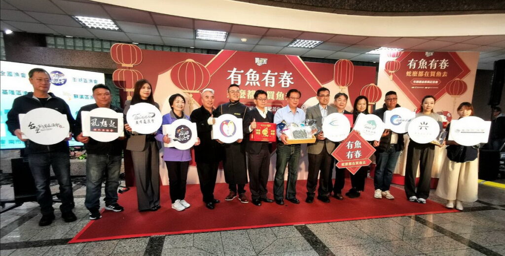 與會人員大合影。