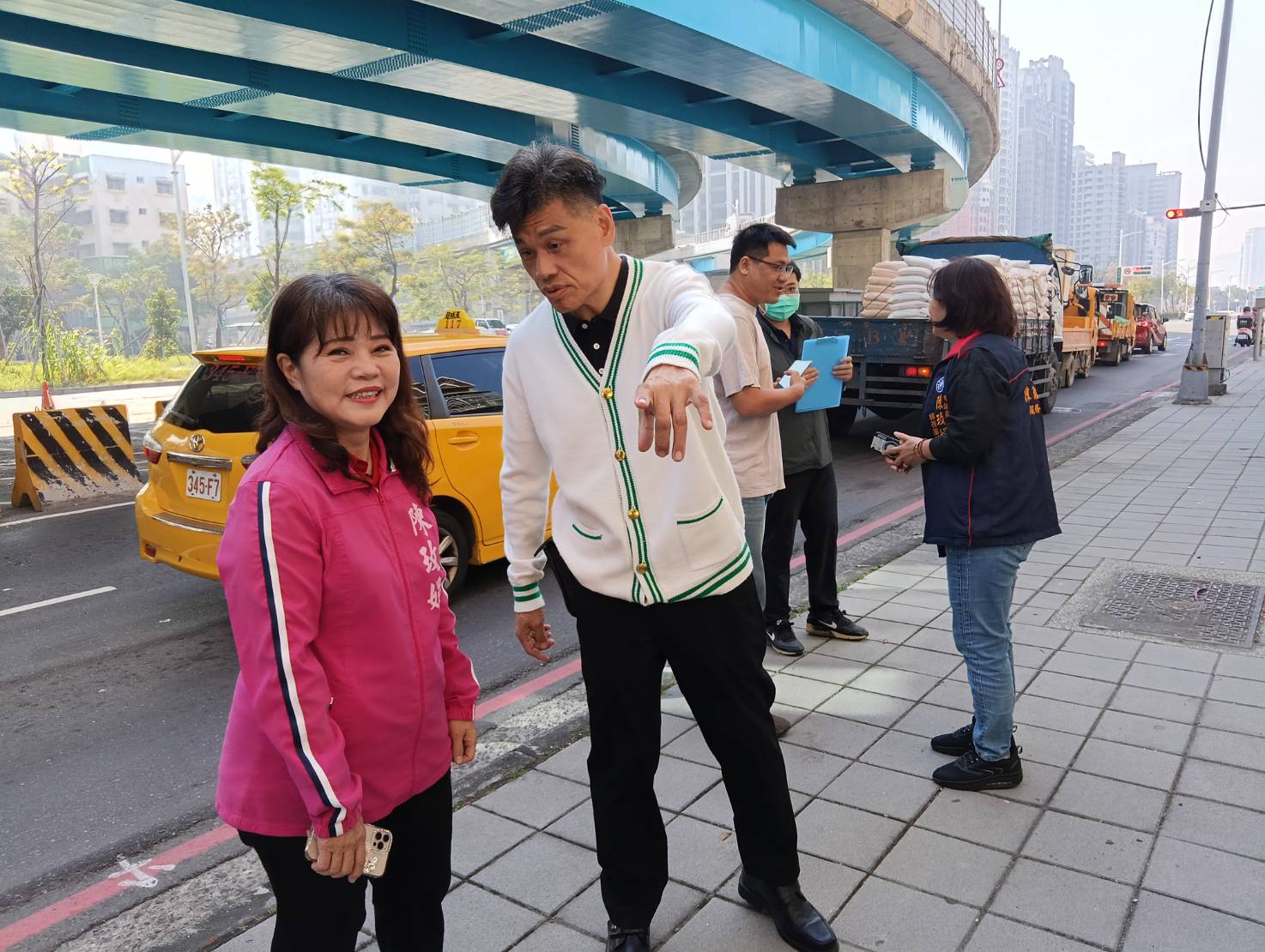 高雄左營這路段令騎士驚恐 陳玫娟議員接獲陳情協助改善
