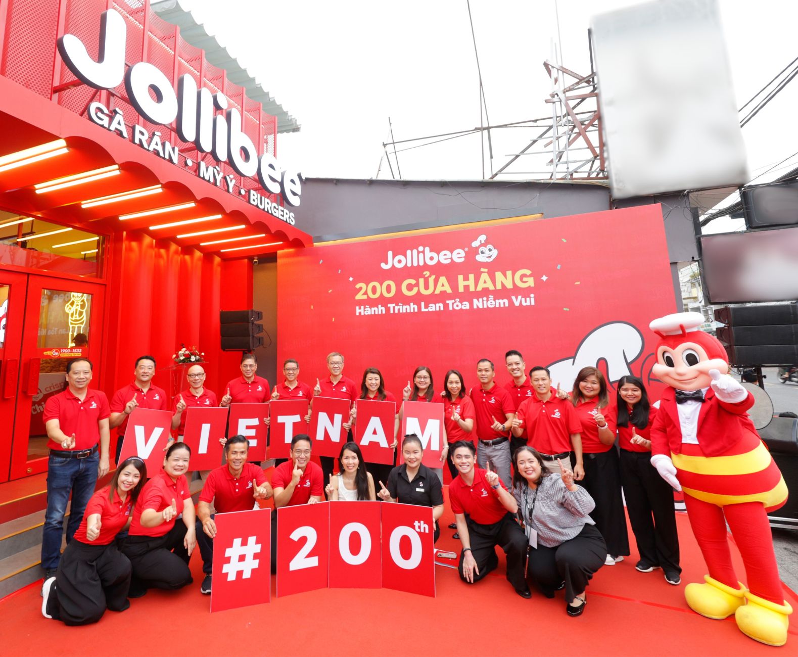 Jollibee在越南開設第200家分店