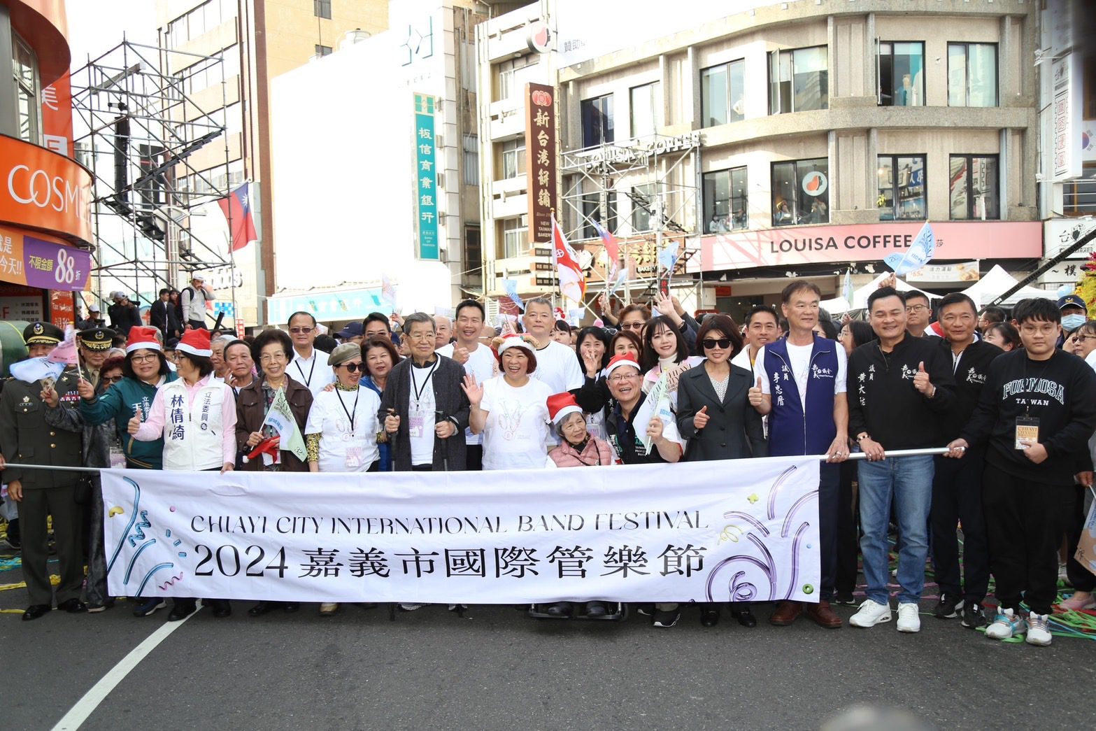 全城瘋管樂！黃敏惠市長、富邦悍將應援團大跳《台灣尚勇》全場沸騰