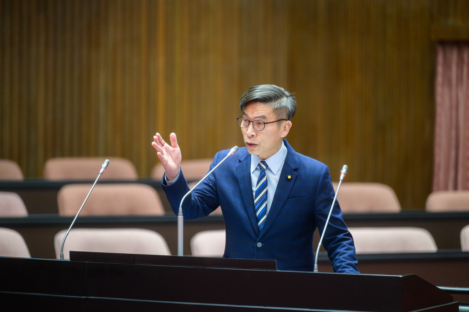 鍾佳濱批財政收支劃分法修法只談增加地方收入,欠缺配套,未來爭議不斷
