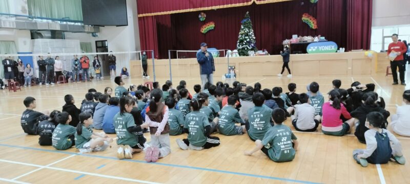 圖文:南陽國小紮根羽球訓練 聖誕親子盃週日登場。