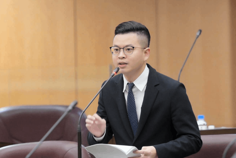 王義川對幼童宣導「白藍修惡3法」 凌濤批:比共產黨還共產黨 216 照片來源:凌濤臉書