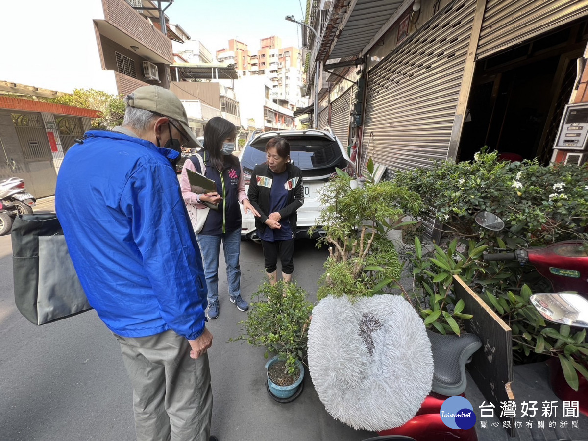 桃園環保局加強清除、巡查,積極防治登革熱。