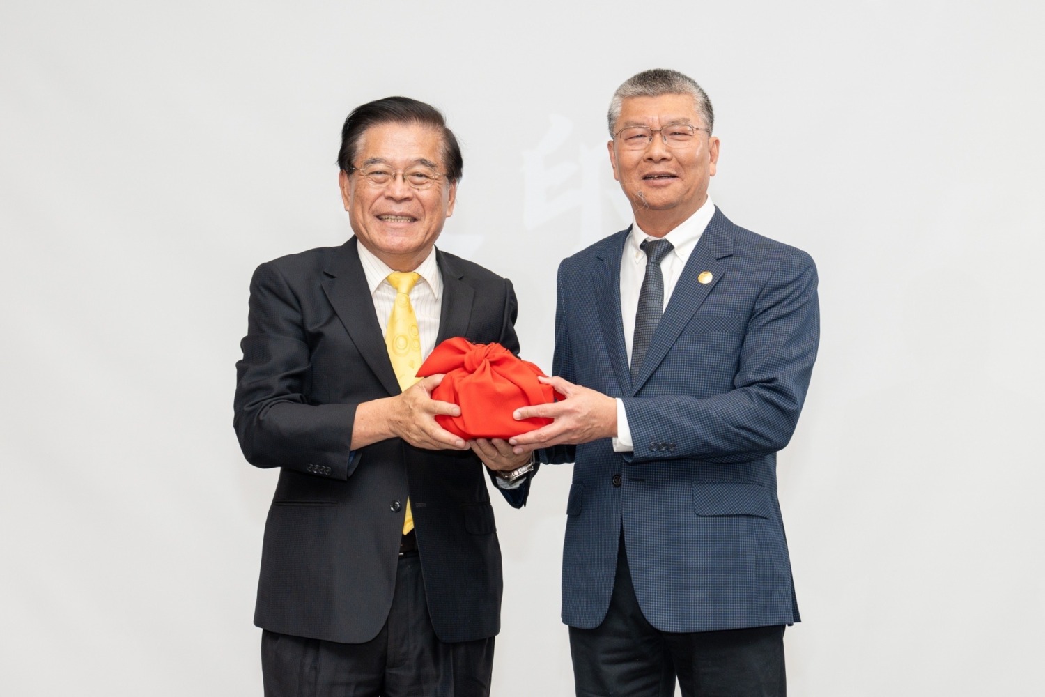 義守大學第12屆校友會理監事就職典禮 熱鬧溫馨展現凝聚力與新願景