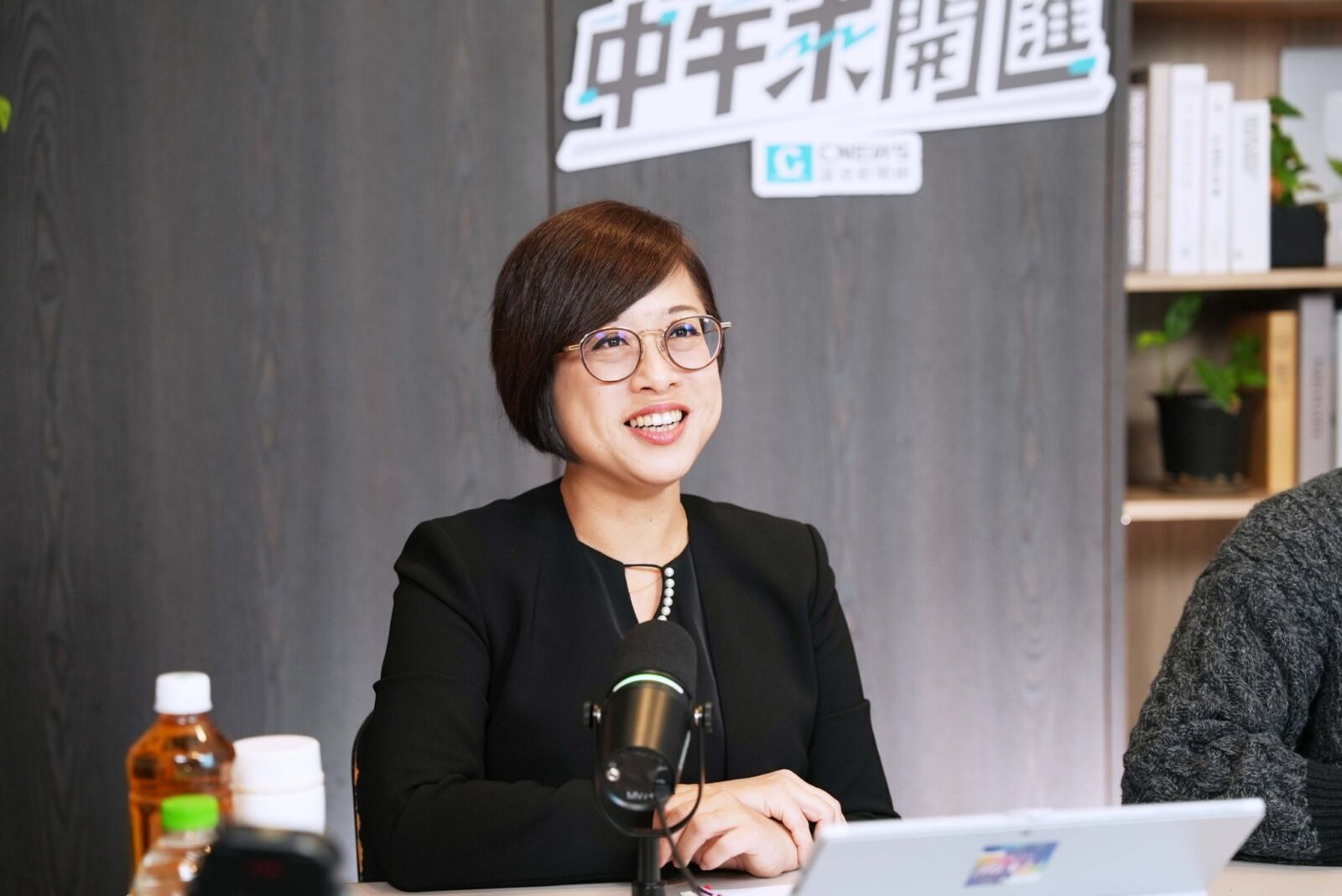 中午來開匯/代孕機構應由獨立社福單位負責 李晏榕:避免付錢者為大 214 中午來開匯/代孕機構應由獨立社福單位負責 李晏榕:避免付錢者為大 213