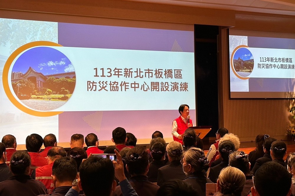 賴清德視察新北市防災協作演練 盛讚侯友宜及慈濟防災韌性 204 賴清德視察新北市防災協作演練 盛讚侯友宜及慈濟防災韌性 203