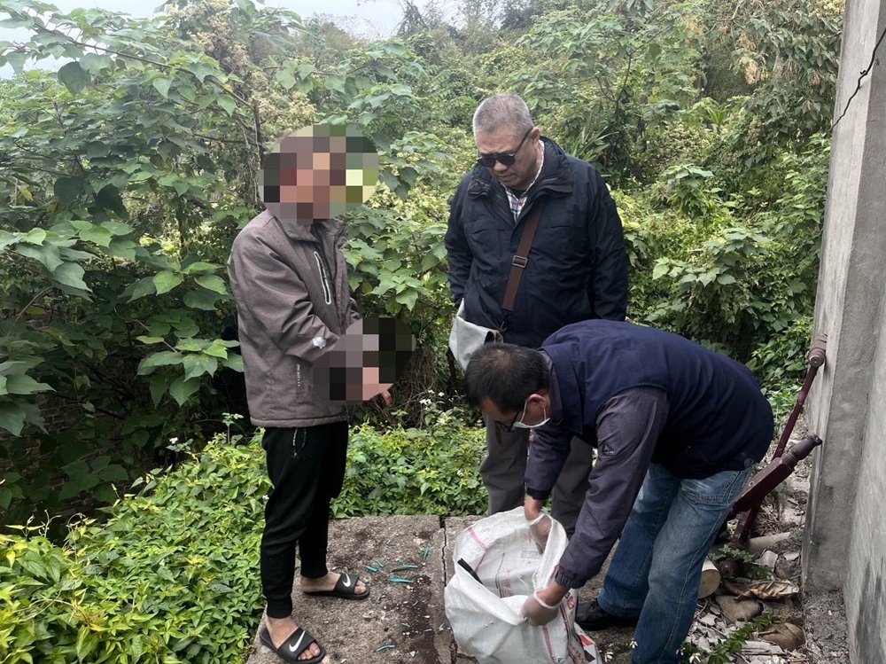 涉偷高鐵台鐵電纜線200條 苗栗山區逮3嫌犯送辦 216 cnews204241224a07