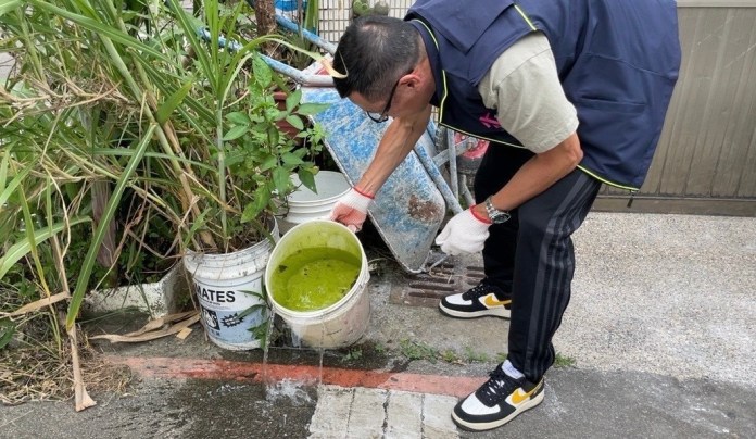 全力防堵登革熱疫情 桃園環保局動員志工巡檢 67 21