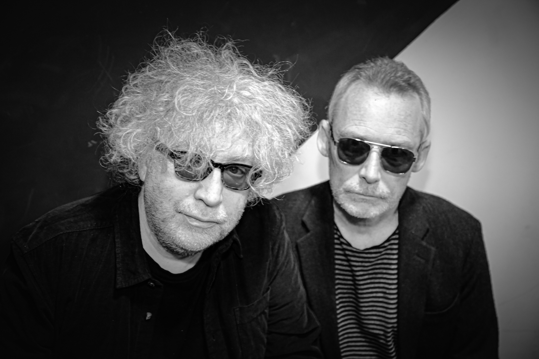 The Jesus And Mary Chain(JAMC)樂團慶祝成軍40週年,7月演出因颱風取消,改成2025年1/8於Legacy Taipei舉行。圖/ULC Presents提供
