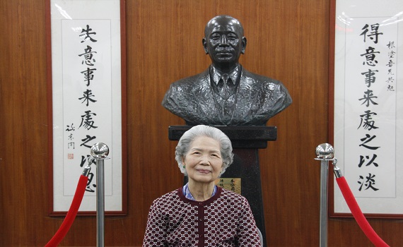 已故省議員陳根塗夫人陳簡寶貴百歲辭世 一生熱心公益