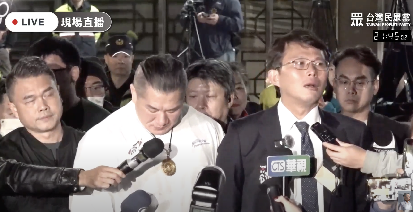 黃國昌心疼阿伯關4個月反應變慢 哽咽喊話:今晚一起接主席回家